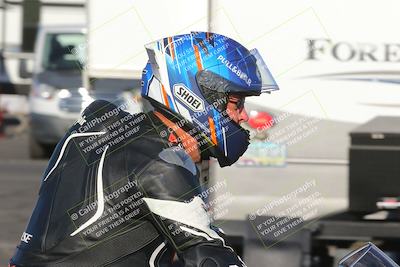 media/Nov-27-2022-TrackXperience (Sun) [[2de2da2cf6]]/Around the Pits/